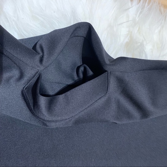 Black Carbon38 Polymorph Dress - Picture 4 of 7